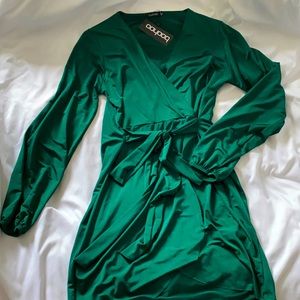 Boohoo wrap green dress
